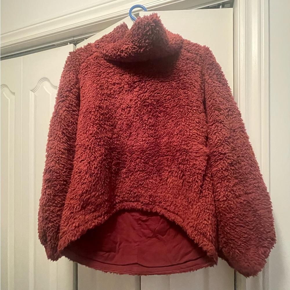 Lululemon pullover sweater